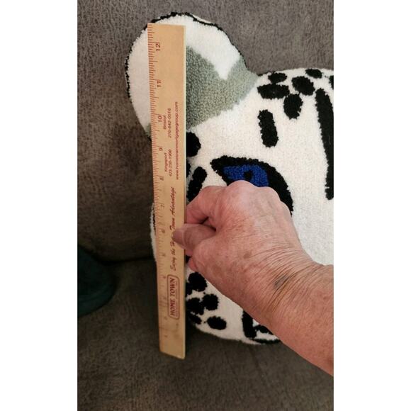 Leopard Cheetah Faced Head Throw Pillow Occasional New W Tags - Picture 6 of 6